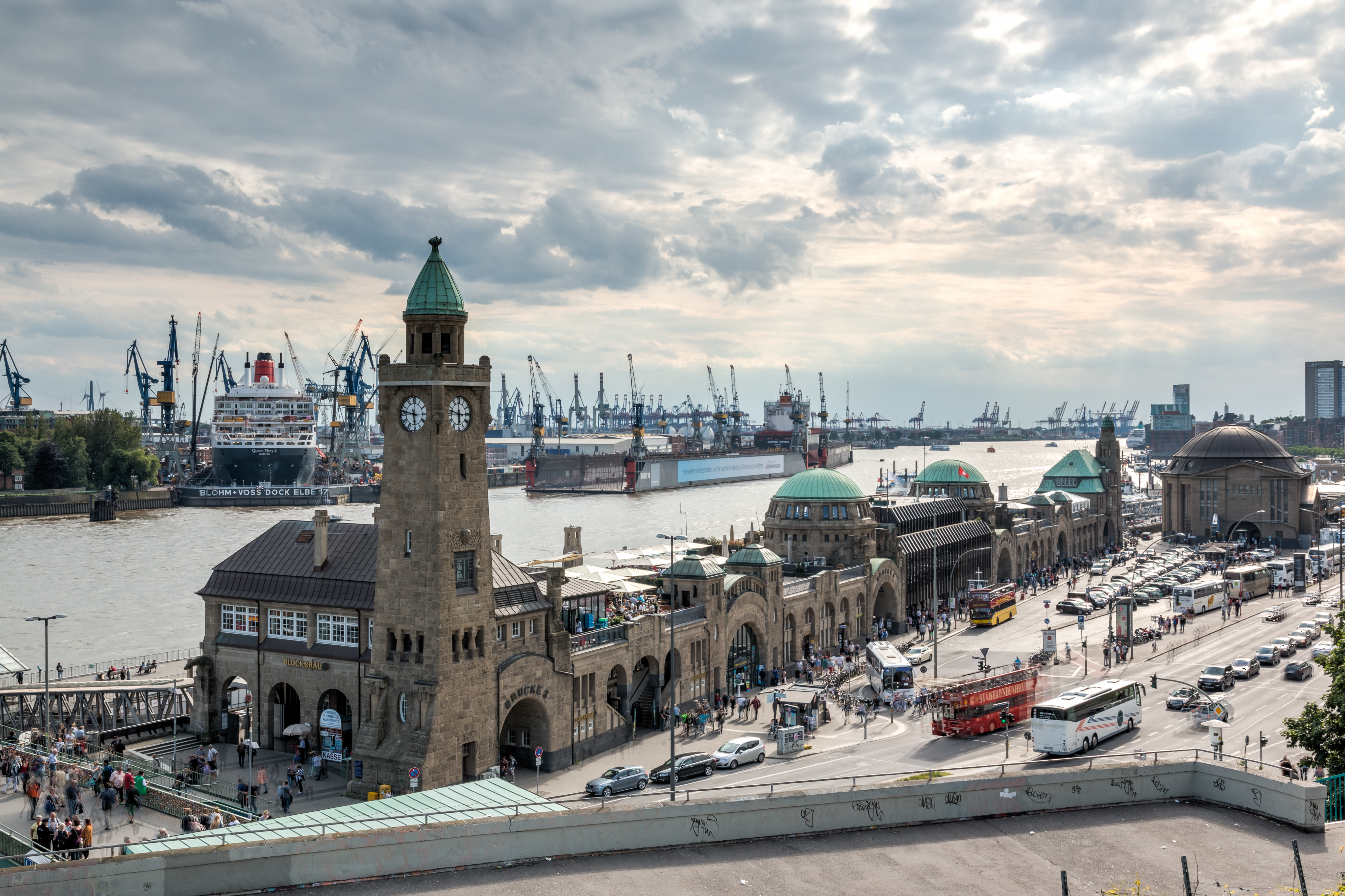 Hamburg skyline